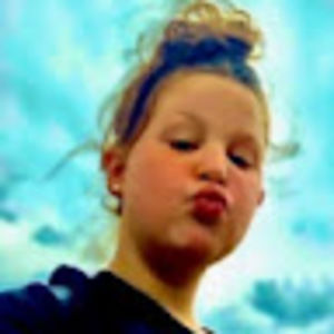 Meet your Posher, Sara grace